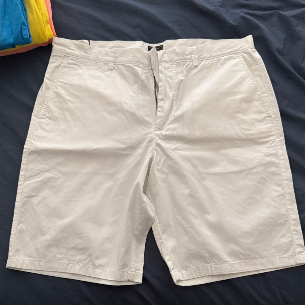 J. Crew Men's White Flat Front Shorts
